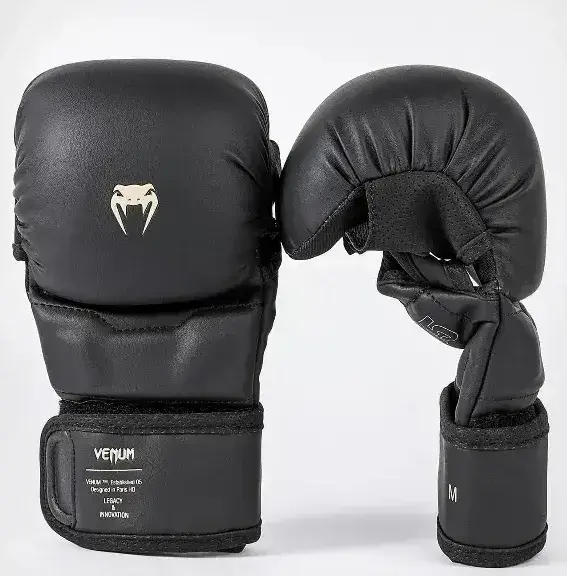 Guantillas de mma Venum impact evo negro 7oz
